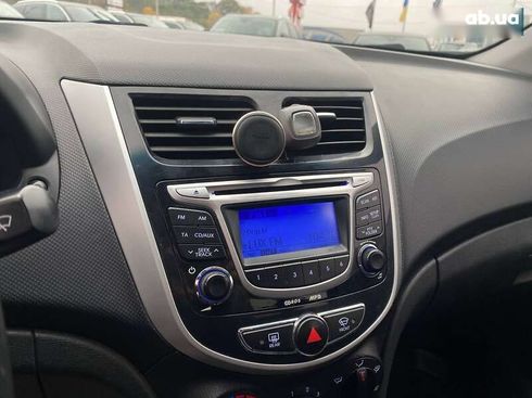 Hyundai Accent 2011 - фото 15