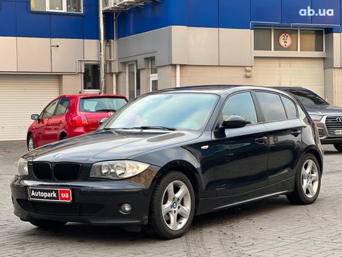 BMW 1 серия 2006 черный - фото 2