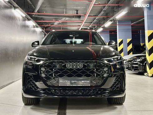 Audi RS Q8 2024 - фото 25