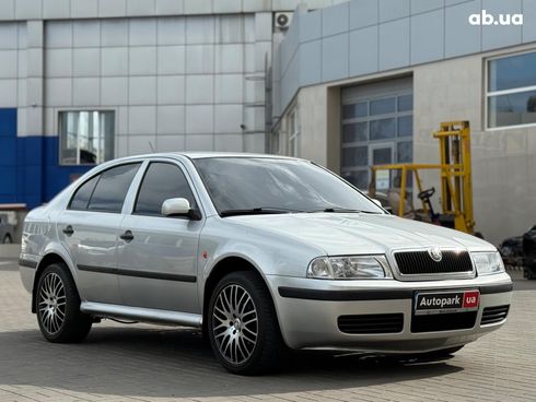 Skoda Octavia 2000 серый - фото 3