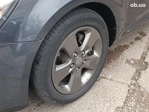 Kia Cee'd 2009 серый - фото 3