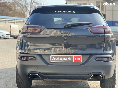 Jeep Cherokee 2015 черный - фото 7