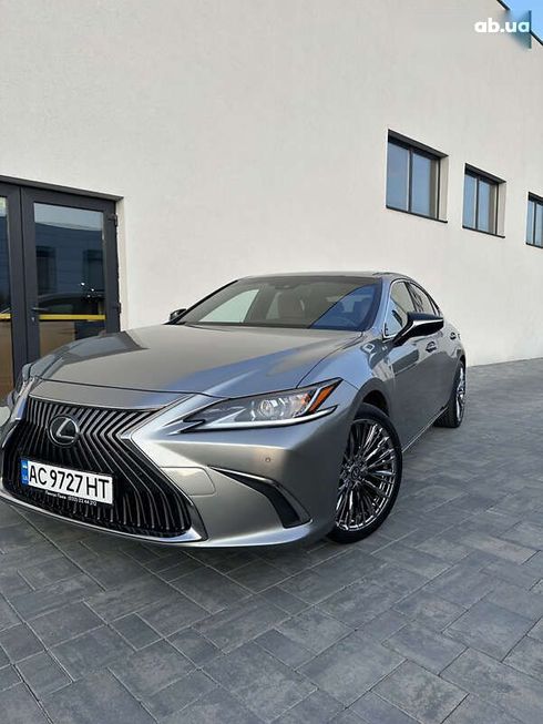 Lexus ES 2021 - фото 2