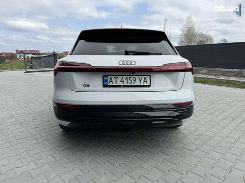 Audi Q8 e-tron 2023 - фото 10