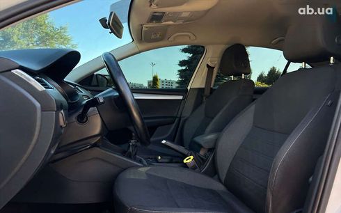 Skoda Octavia 2017 - фото 16