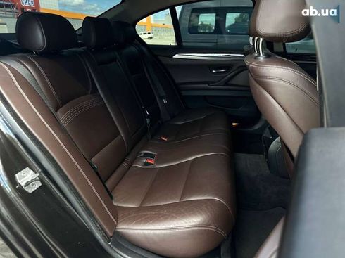 BMW 5 серия 2015 - фото 18