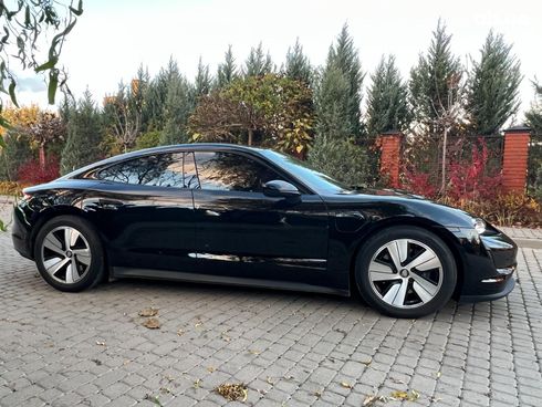 Porsche Taycan 2022 черный - фото 15