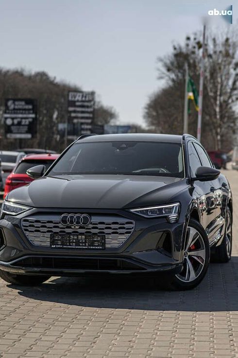 Audi Q8 e-tron 2023 - фото 12