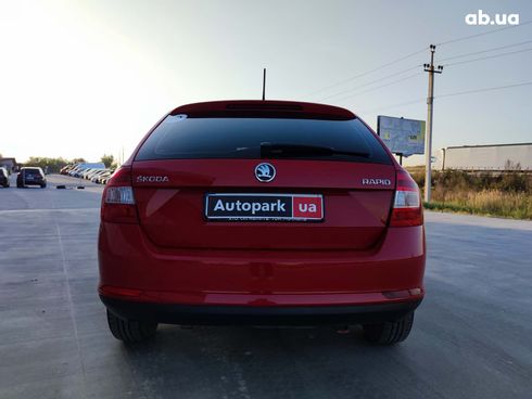 Skoda Rapid 2013 красный - фото 7