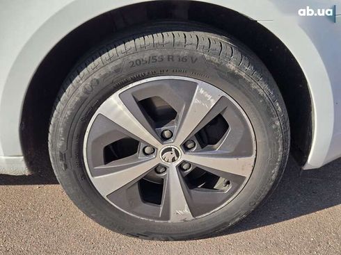 Skoda Octavia 2015 - фото 19