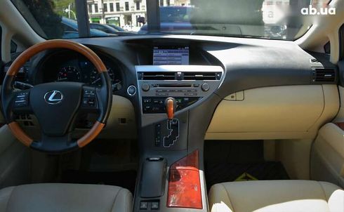 Lexus RX 2011 - фото 24