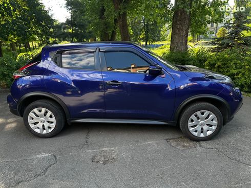 Nissan Juke 2017 синий - фото 4
