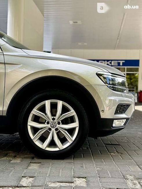 Volkswagen Tiguan 2016 - фото 13