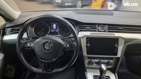 Volkswagen Passat 2019 - фото 8