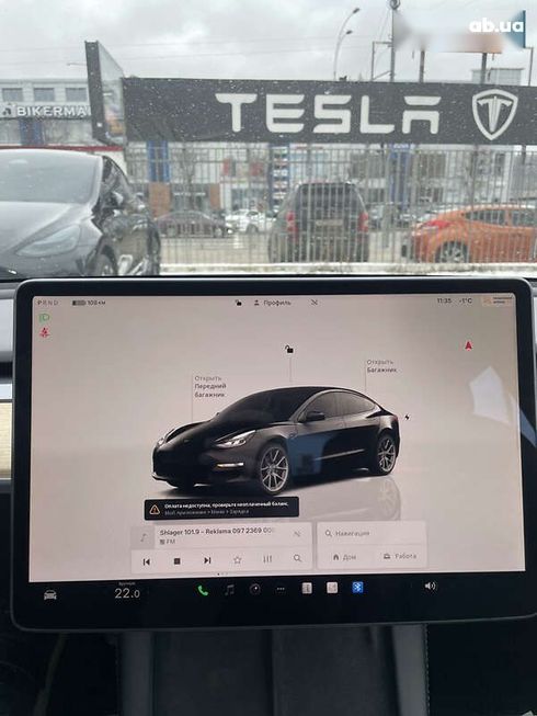 Tesla Model 3 2022 - фото 15