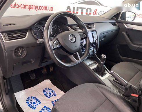 Skoda Octavia 2016 - фото 11