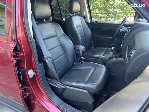 Jeep Patriot 2016 красный - фото 7