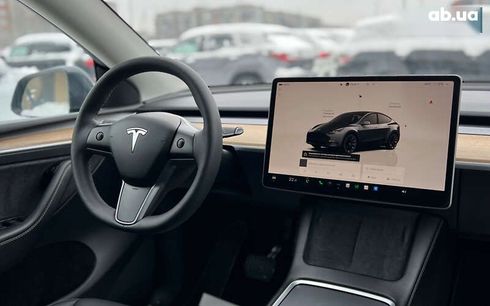 Tesla Model Y 2023 - фото 19