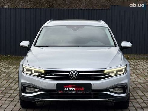 Volkswagen passat alltrack 2020 - фото 9