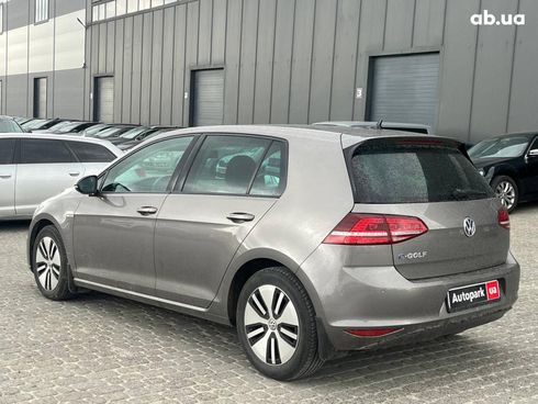 Volkswagen e-Golf 2015 серый - фото 8
