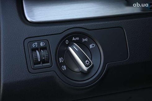 Volkswagen Passat 2012 - фото 17