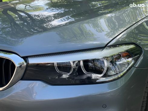 BMW 5 серия 2018 серый - фото 3