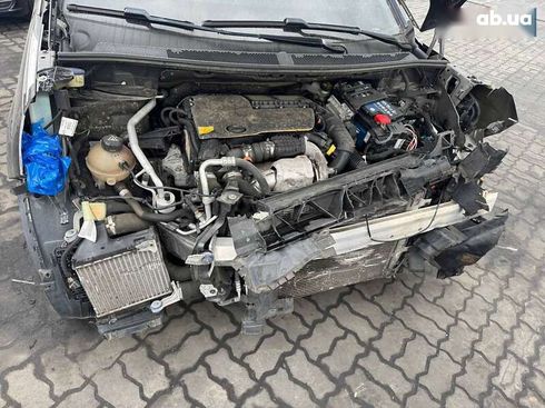 Peugeot 5008 2018 - фото 22