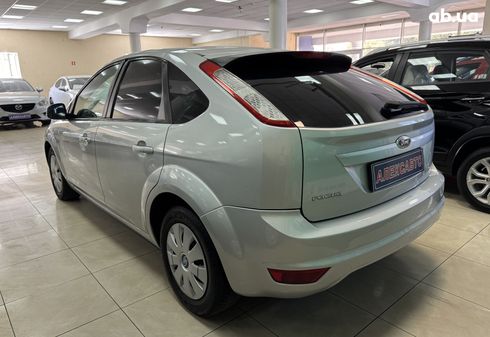 Ford Focus 2008 серебристый - фото 3