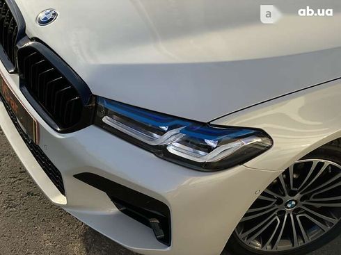 BMW 5 серия 2018 - фото 15