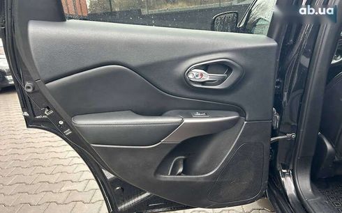 Jeep Cherokee 2018 - фото 15