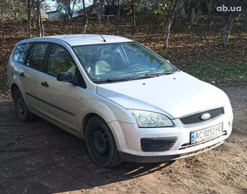 Ford Focus 2005 серый - фото 7