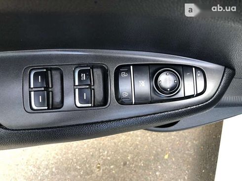 Kia K5 2016 - фото 10