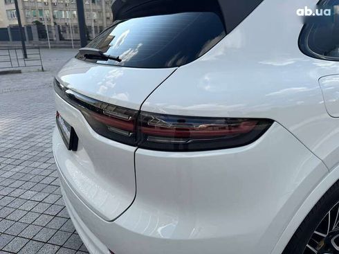 Porsche Cayenne 2022 - фото 9