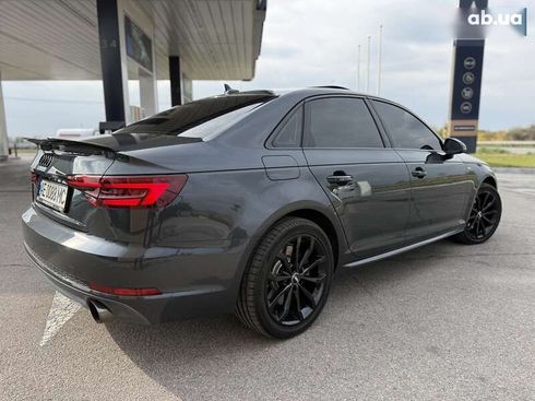 Audi A4 2017 - фото 10