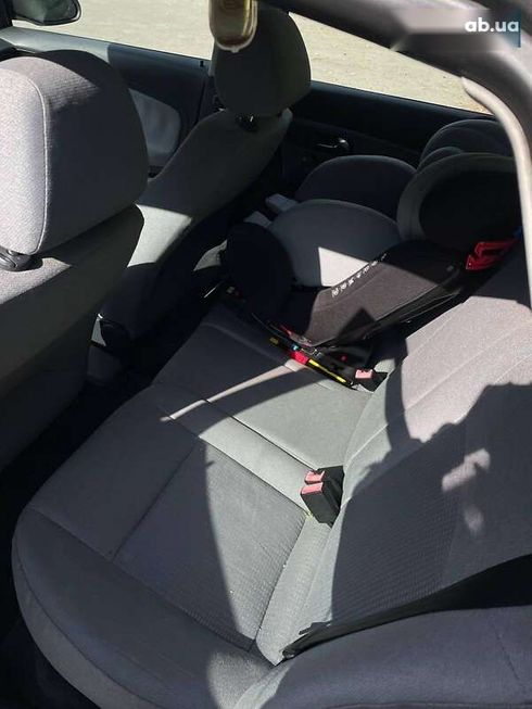 SEAT Cordoba 2003 - фото 17