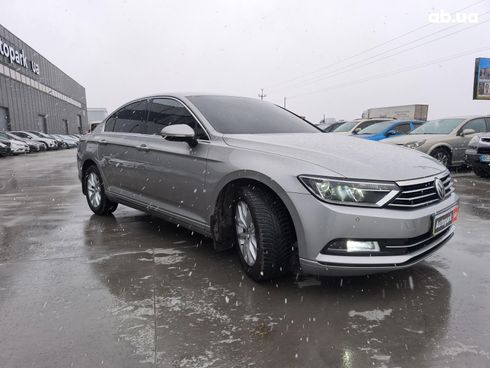 Volkswagen passat b8 2015 серый - фото 3