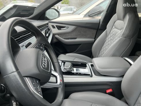 Audi SQ8 2021 - фото 13
