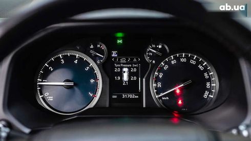 Toyota Land Cruiser Prado 2021 - фото 25