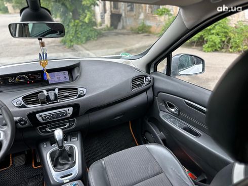 Renault Megane 2012 белый - фото 16