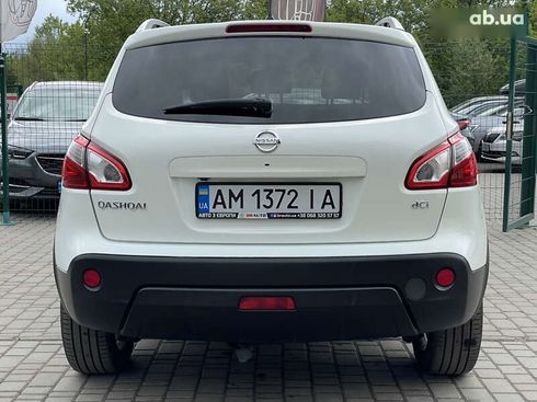 Nissan Qashqai 2010 - фото 18