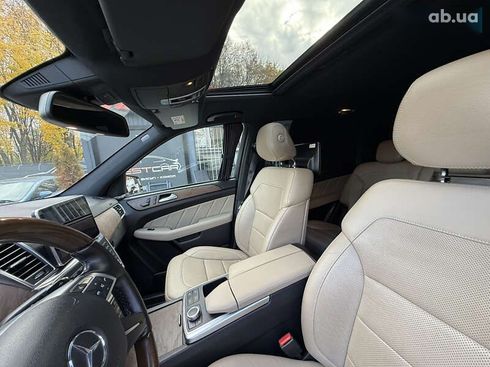 Mercedes-Benz GL-Класс 2015 - фото 20