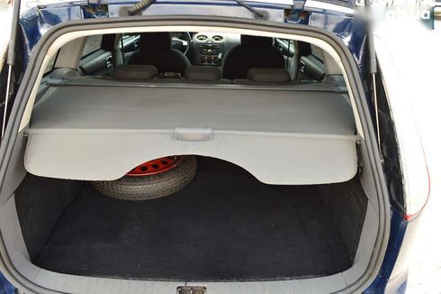 Ford Focus 2010 - фото 12