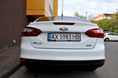 Ford Focus 2013 - фото 10