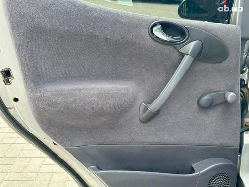 Mercedes-Benz A-Класс 2000 серый - фото 11