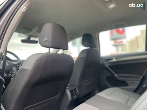 Volkswagen e-Golf 2017 - фото 20