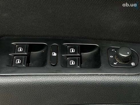 Skoda Superb 2012 - фото 18