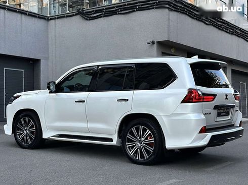 Lexus LX 2019 - фото 22