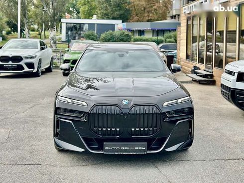 BMW 7 серия 2023 - фото 14