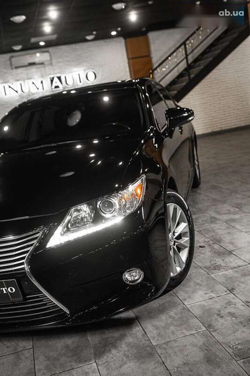 Lexus ES 2015 - фото 10