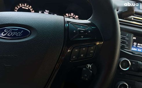 Ford Explorer 2016 - фото 20